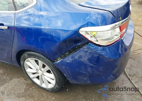 2013 Buick Verano Leather Group z USA, uszkodzony, nr VIN 1G4PS5SK7D4178261